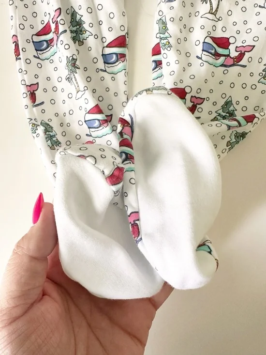 Vineyard Vines Baby Skis & Trees Whale Holiday Christmas Footie Pajamas 6-12M - Picture 5 of 6